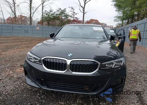 2025 BMW 330I xDrive z USA, uszkodzony, nr VIN WBA23LA05SFV41283